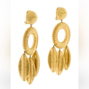 Rebecca de Ravenel Metallic hoop gold earrings